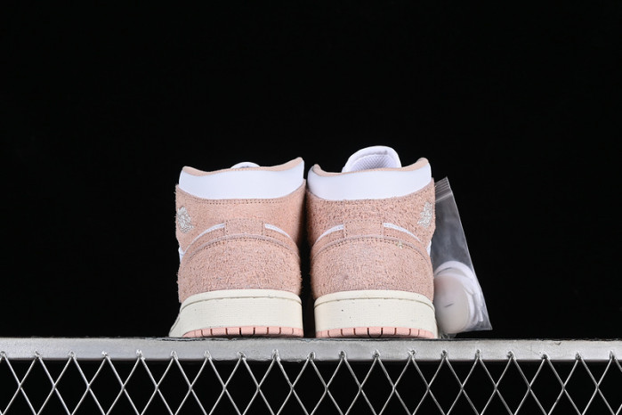 AIR JORDAN 1 MID SE LEGEND PINK FN7432-161