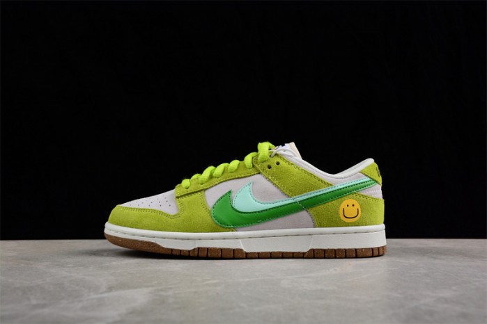 NIKE DUNK LOW SE 85 DO9457-122