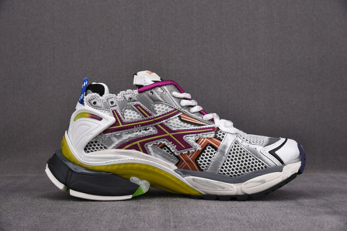 RUNNER SNEAKER RS031