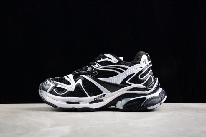 RUNNER SNEAKER RS090