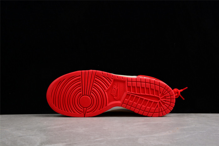 Dunk Low “University Red”
