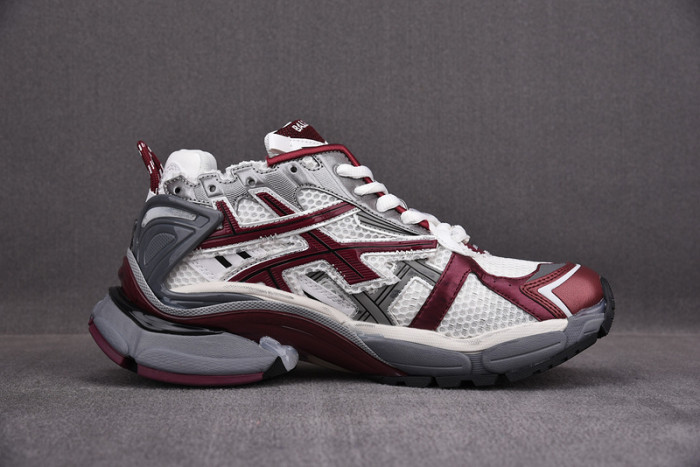 RUNNER SNEAKER RS038