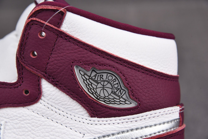 Jordan 1 Retro High OG Bordeaux 555088-611