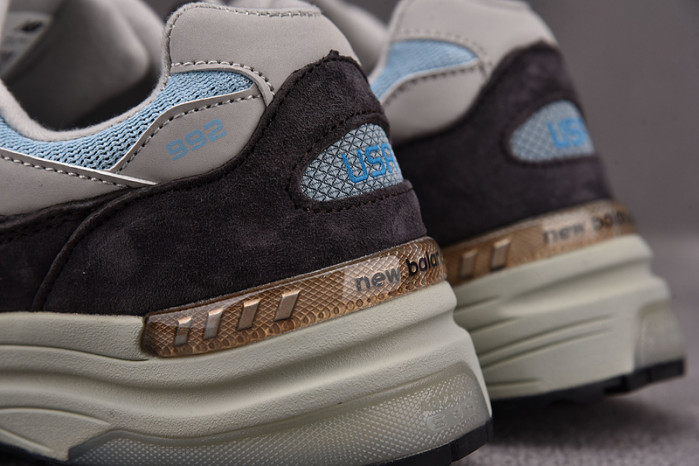 NEW BALANCE SNEAKER NB061