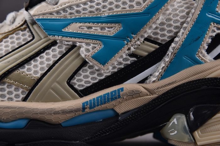 RUNNER SNEAKER RS030