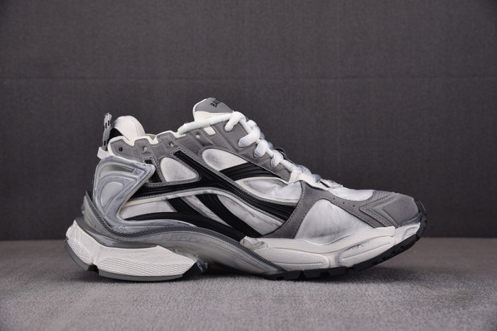 RUNNER SNEAKER RS048