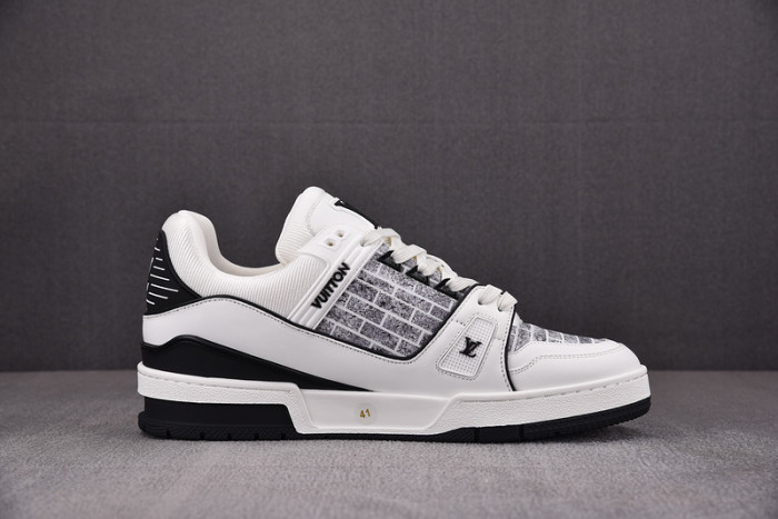 LV SNEAKER LV-000099