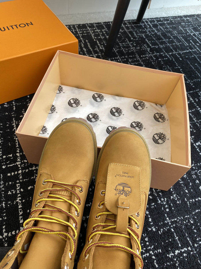 LV BOOTS L000013
