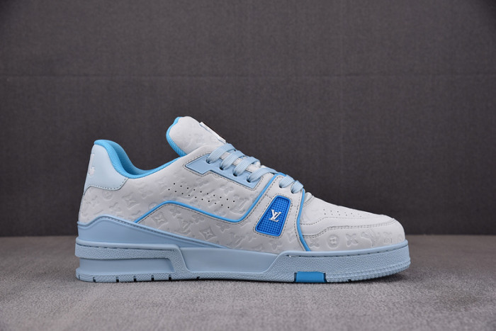 LV TRAINER SNEAKER LV-000597