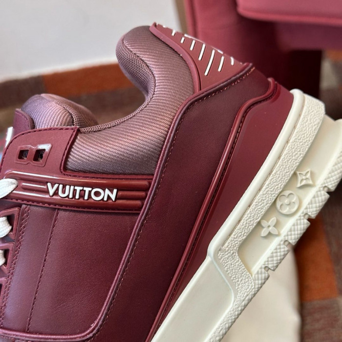 LV TRAINER SNEAKER LVT-000626