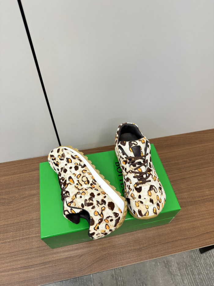 BOTTEGA VENETA Orbit Sneaker BV013