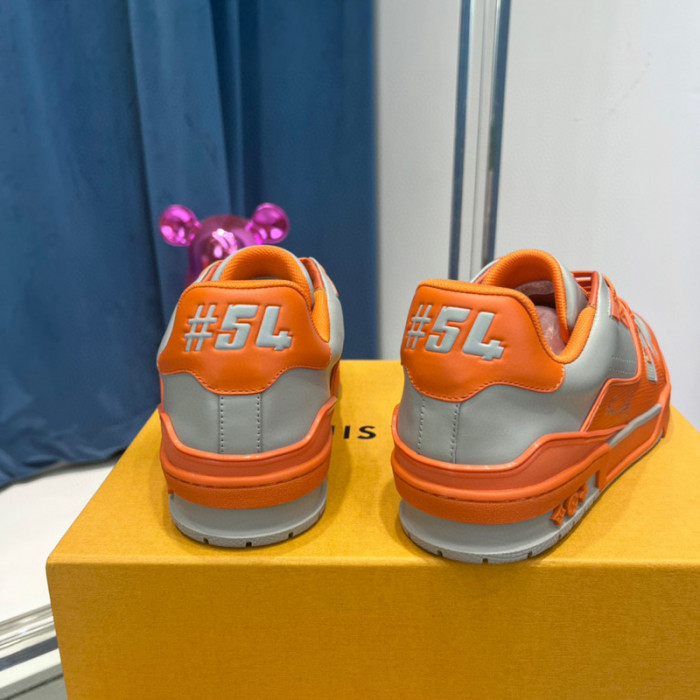 LV SNEAKER LV-000375