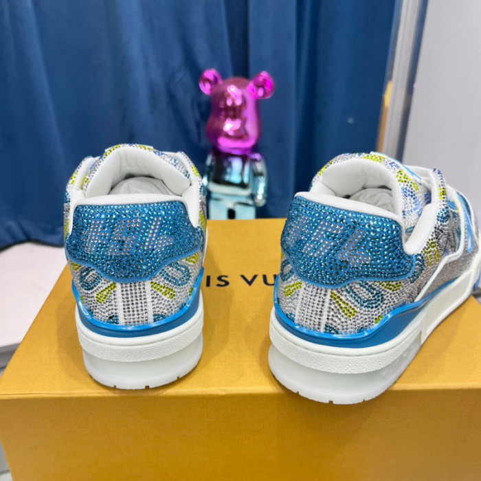 LV SNEAKER LV-000397