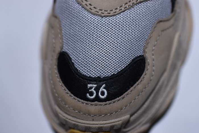 TRIPLES TRAINER SNEAKERS 2000010