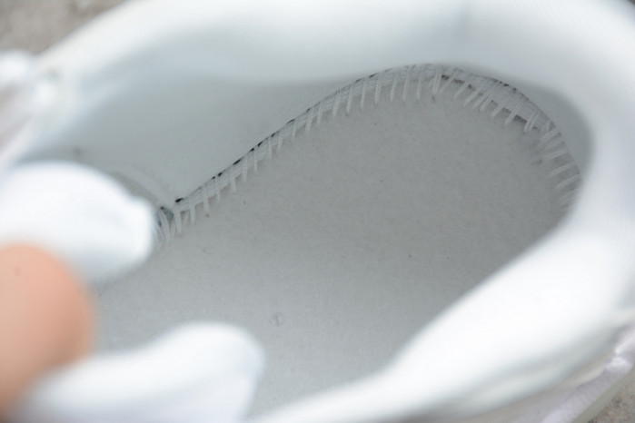 nike air more uptempo white Ch*0me blue tint 917593-100