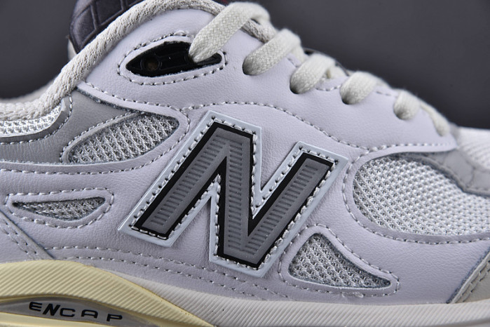 NEW BALANCE SNEAKER NB020