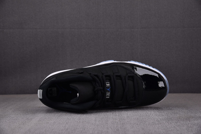 Jordan 11 Retro Low Space Jam FV5104-004