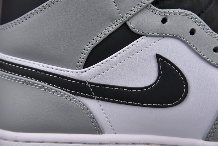 AIR JORDAN 1 MID “LIGHT SMOKE GREY” 554724-078