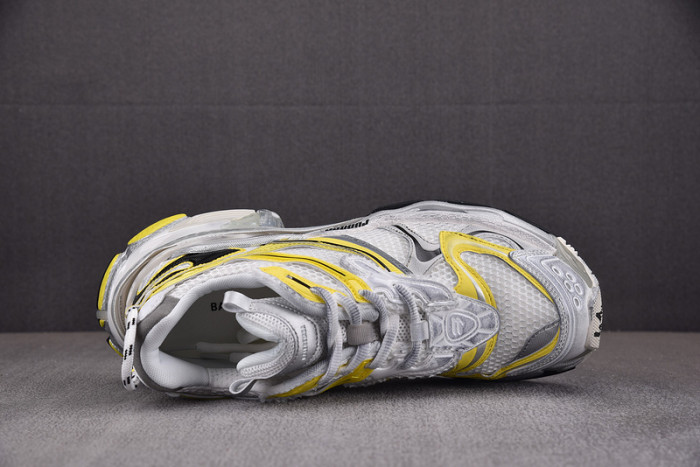 RUNNER SNEAKER RS062