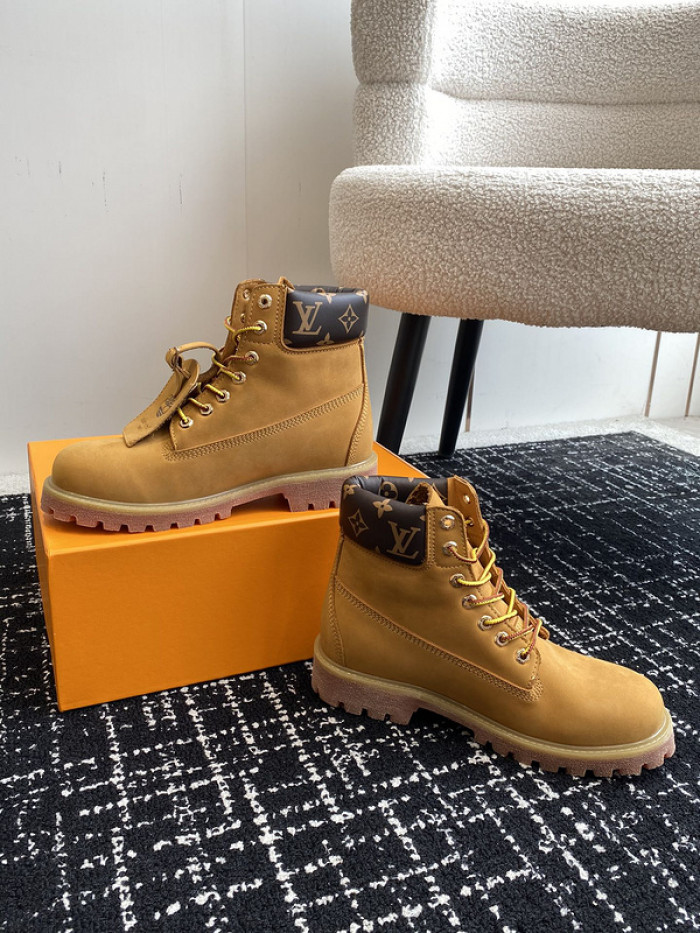 LV BOOTS L000013