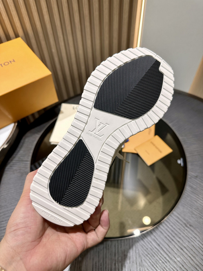 LV SNEAKER LV-000614