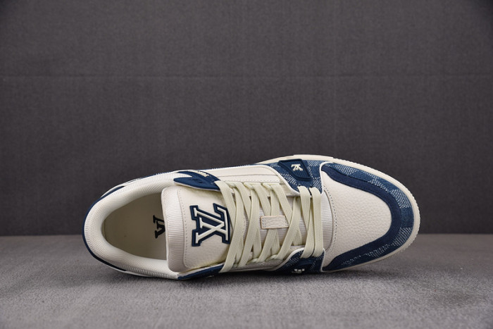 LV TRAINER SNEAKER LV-000575