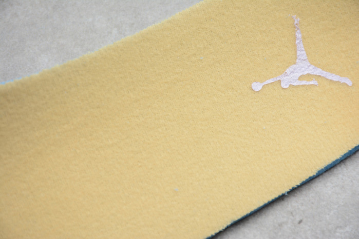 Jordan 1 Low Oxygen Purple (GS) 554723-505