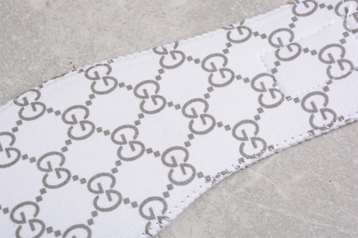 G*u*i* trainer sneaker79