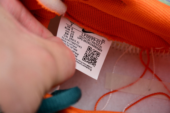 Otomo Katsuhiro x Nike SB Dunk Low "Steamboy OST" LF0039-017