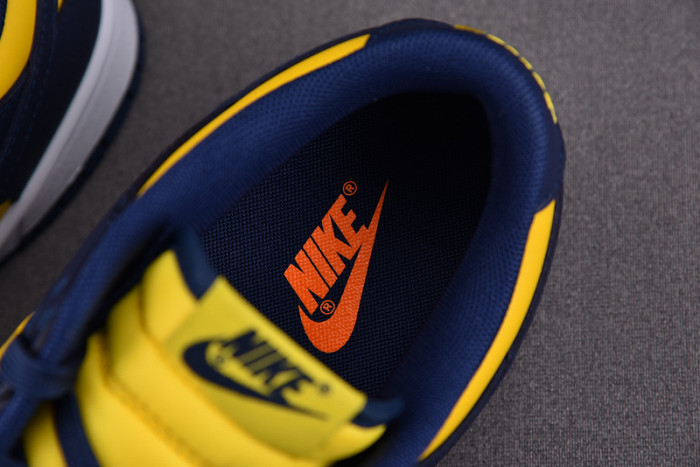 NIKE DUNK LOW MICHIGAN DD1391-700