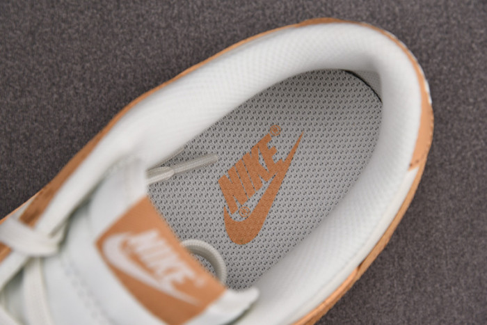 NIKE DUNK LOW “HARVEST MOON‘DD1503-114