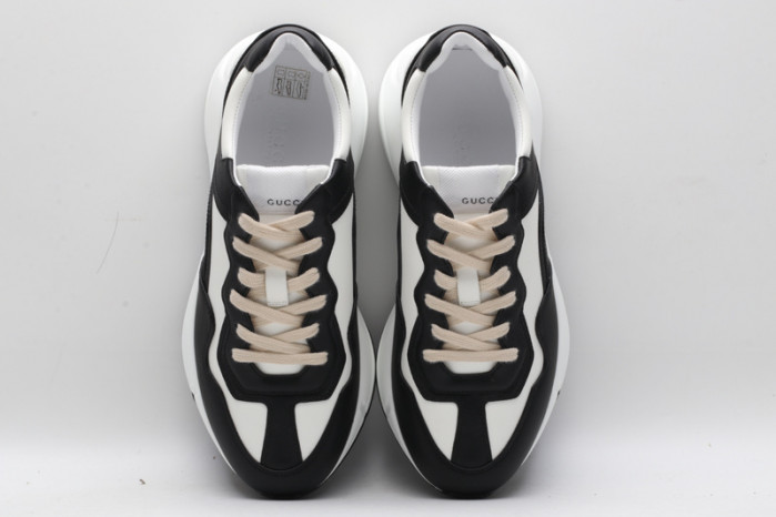 G*u*i* trainer sneaker110