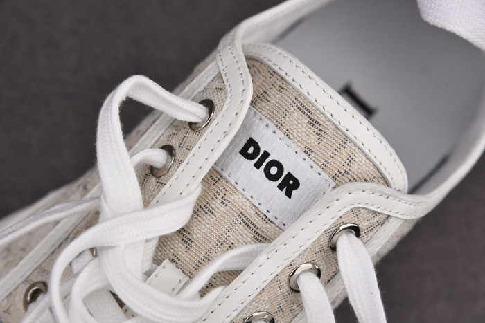 DIO* B28 SNEAKERS B28-000007