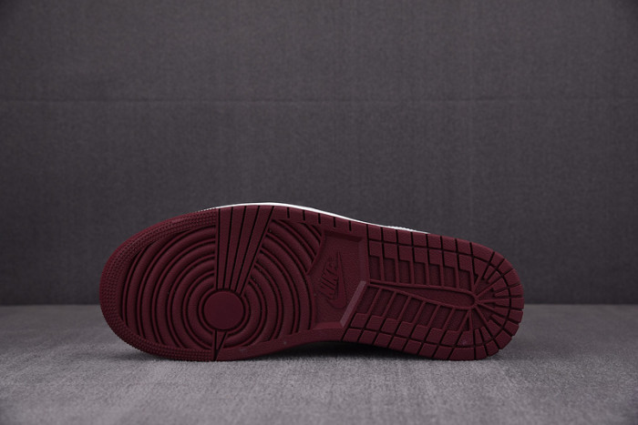 Jordan 1 Low White Bordeaux 553558-615