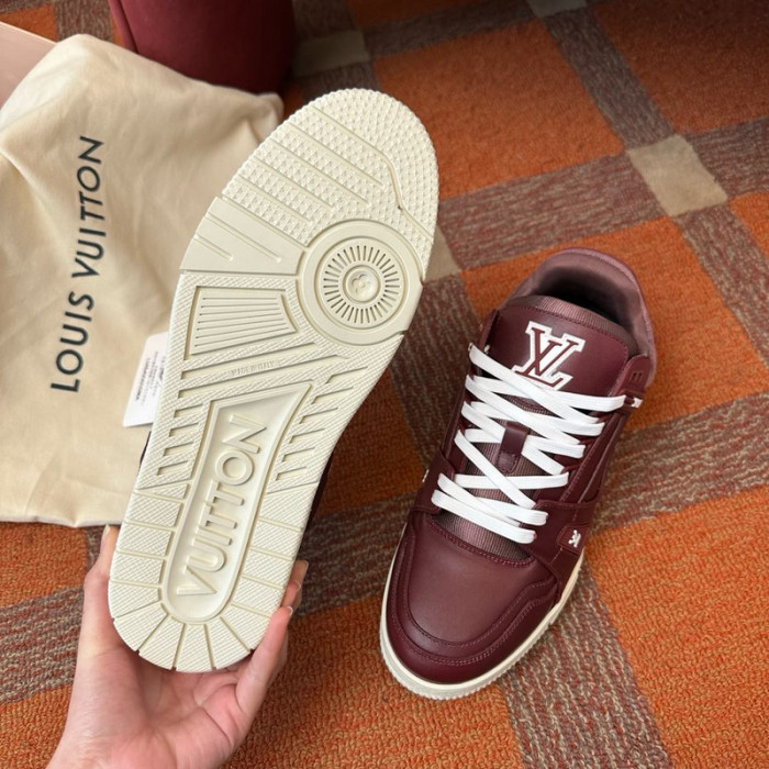 LV TRAINER SNEAKER LVT-000626