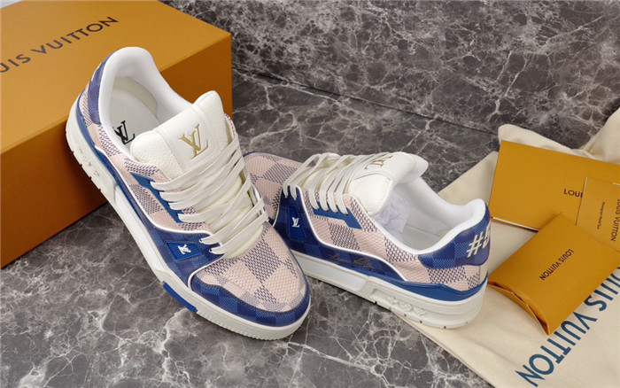 LV SNEAKER LV-000155