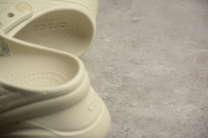 Cr*0*s x salehe bembury c00022