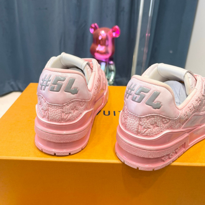 LV SNEAKER LV-000425