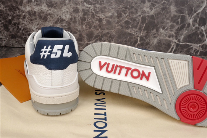 LV SNEAKER LV-000205