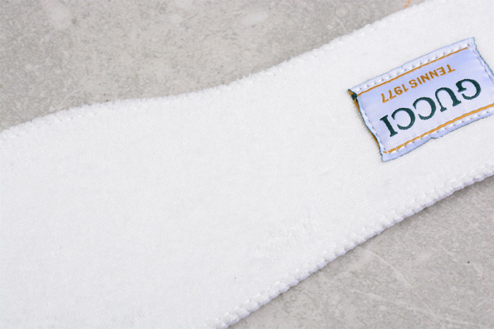 G*u*i* trainer sneaker79