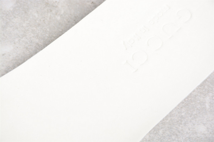 G*u*i* trainer sneaker 94