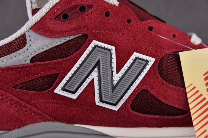 NEW BALANCE SNEAKER NB066