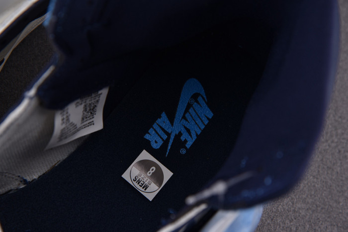 Air Jordan 1 Obsidian University Blue 555088-140