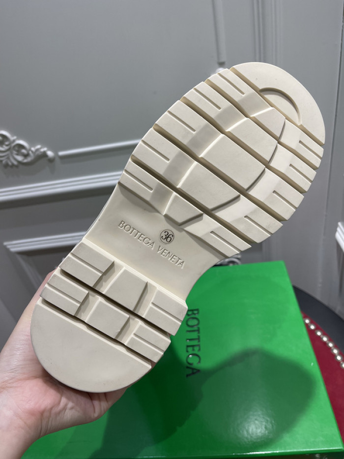 BOTTEGA VENETA SNEAKER BV-00030