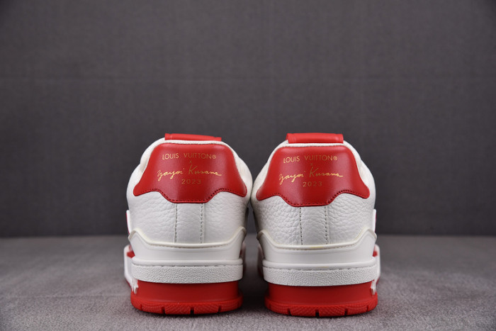 LV SNEAKER LV-000139
