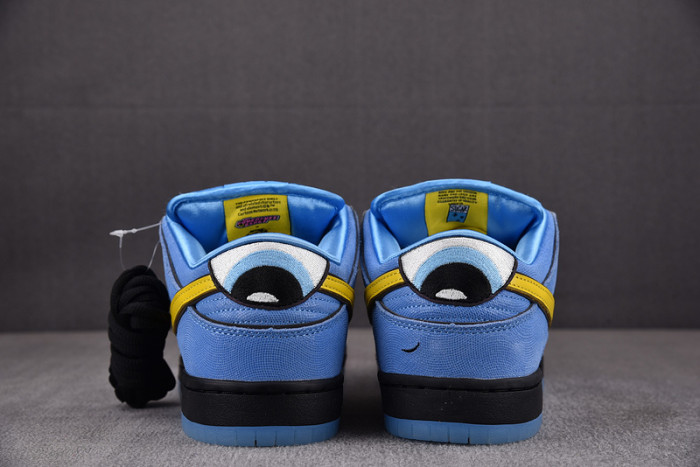THE POWERPUFF GIRLS X NIKE SB DUNK LOW “BUBBLES” FZ8320-400