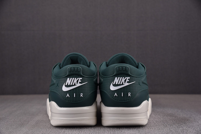 Air Jordan 4 RM “Oxidized Green” FQ7940-300