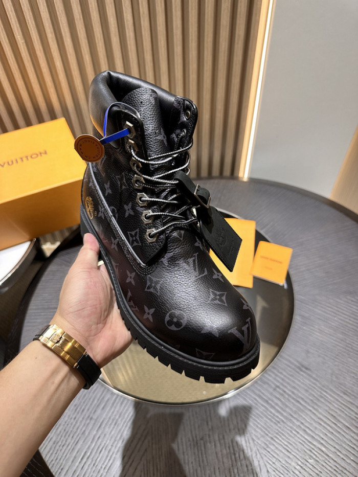 LV BOOTS L000018