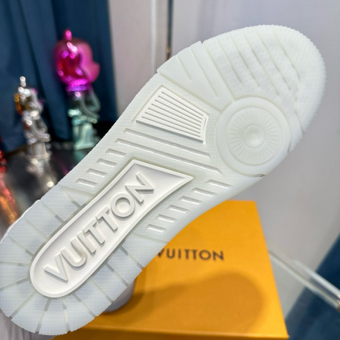 LV SNEAKER LV-000527