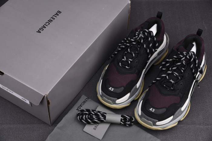 TRIPLES TRAINER SNEAKERS 2000127